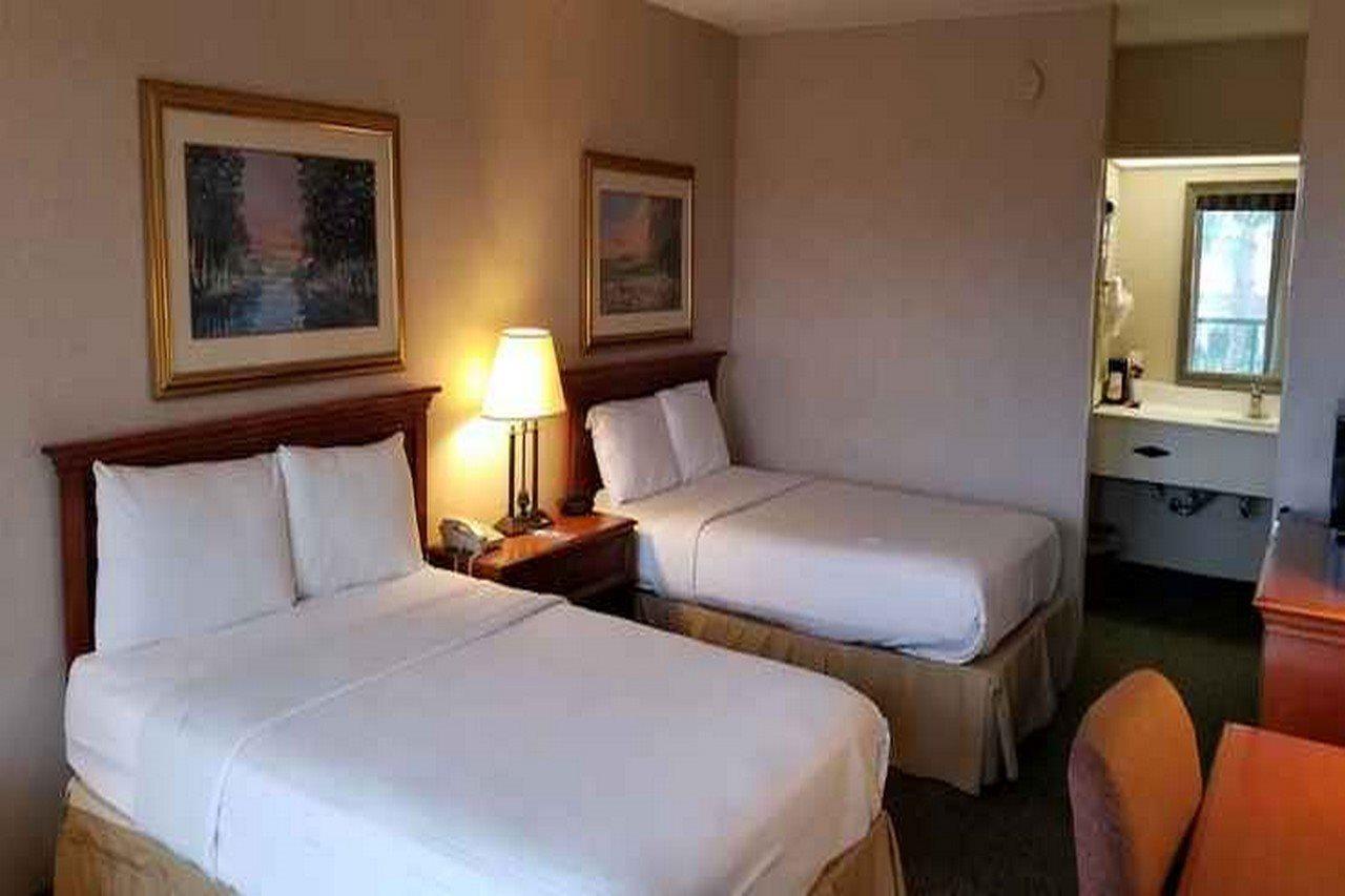 Clarion Inn & Suites Florence Dış mekan fotoğraf