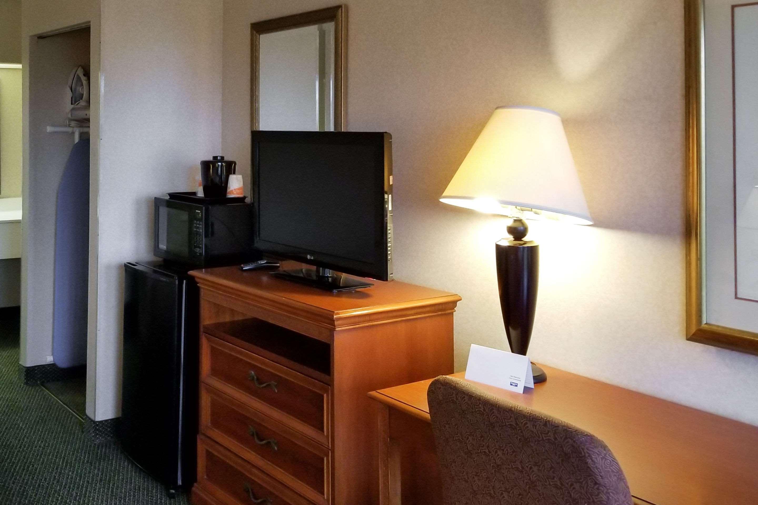 Clarion Inn & Suites Florence Dış mekan fotoğraf